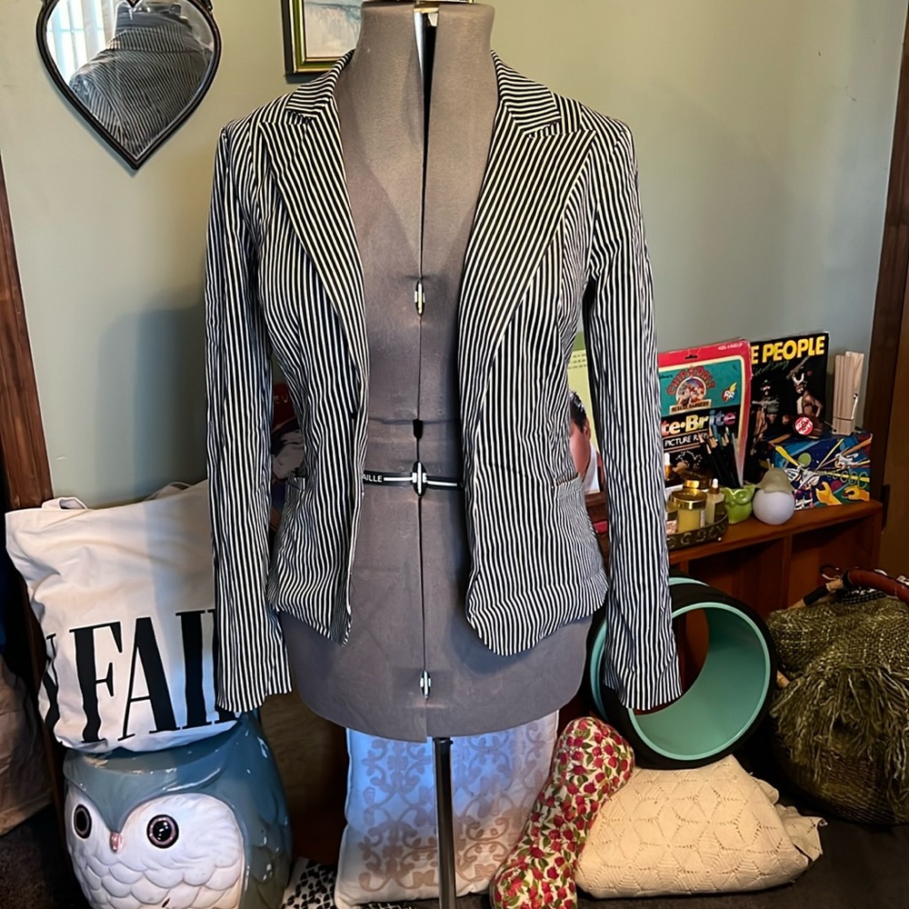 Vintage 90s Women’s blazer Betsey Johnson New York size 10 rare size find euc